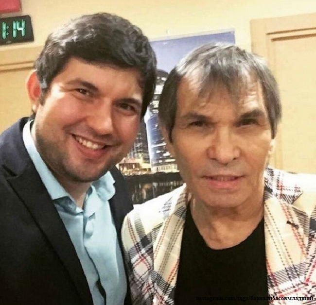 Бари Алибасов с сыном 