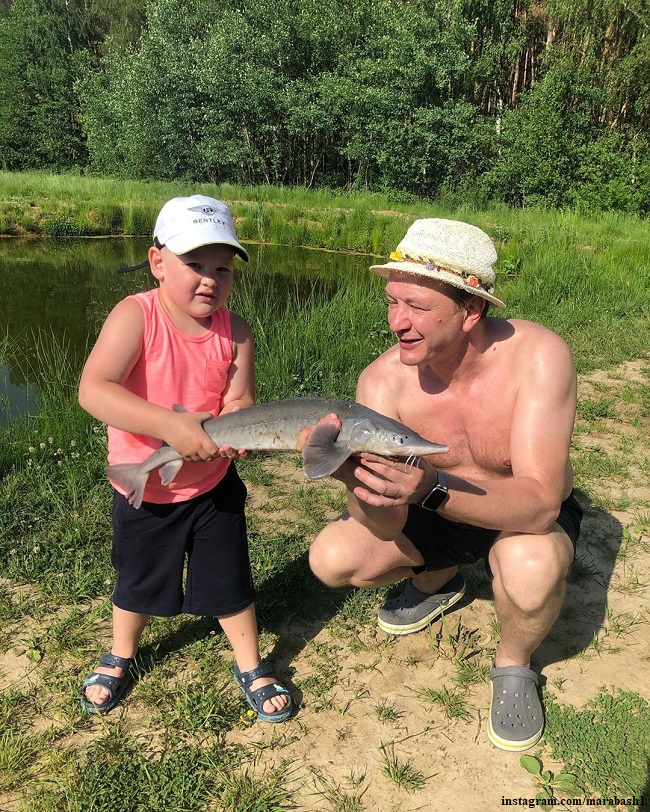 Марат Башаров отметил 4-летие сына Марселя на рыбалке