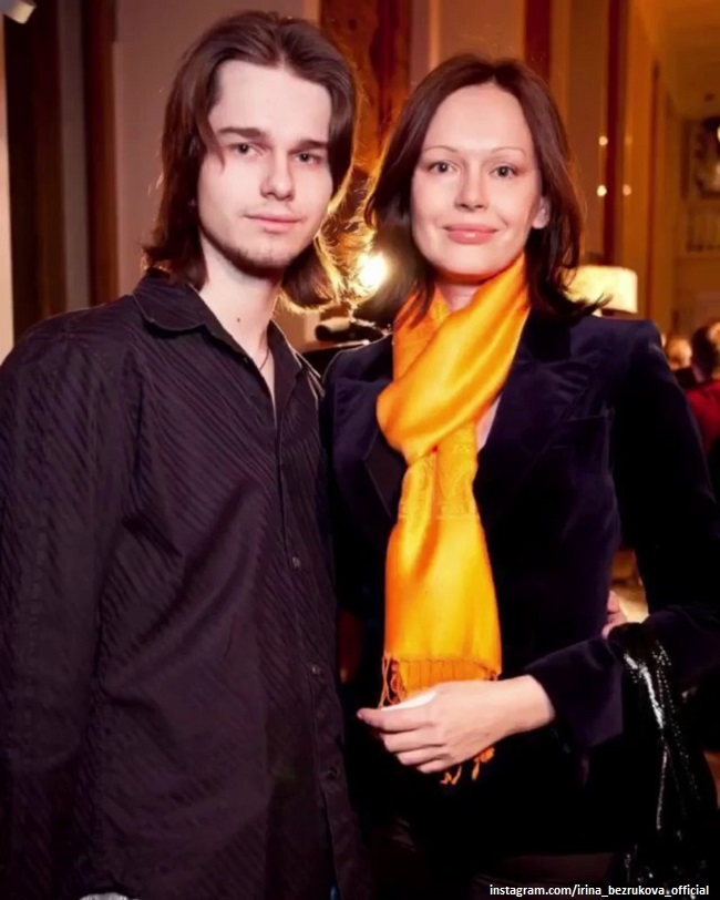 Ирина Безрукова с сыном 