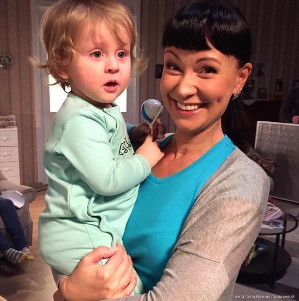Нонна Гришаева показала фото нового сына  