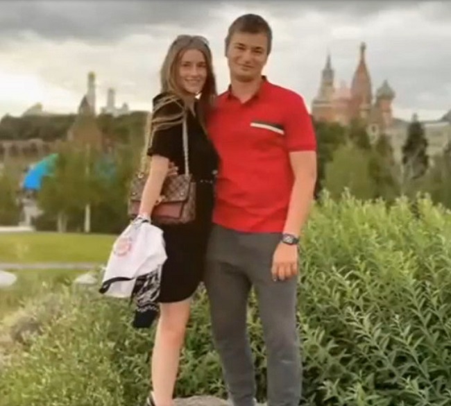 Леонид Мясников со своей девушкой