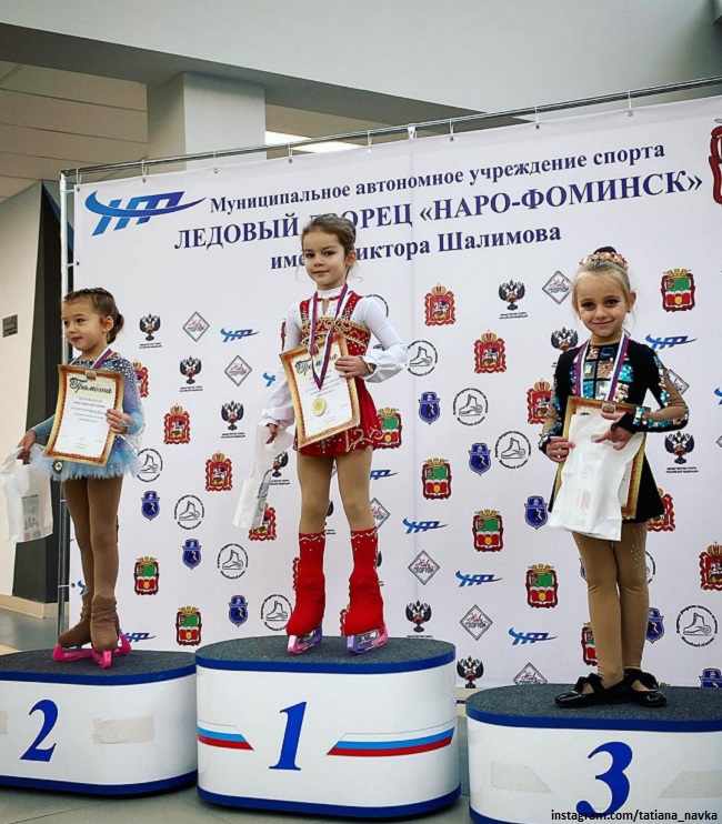Надя Пескова заняла 3-е место на детских соревнованиях по фигурному катанию