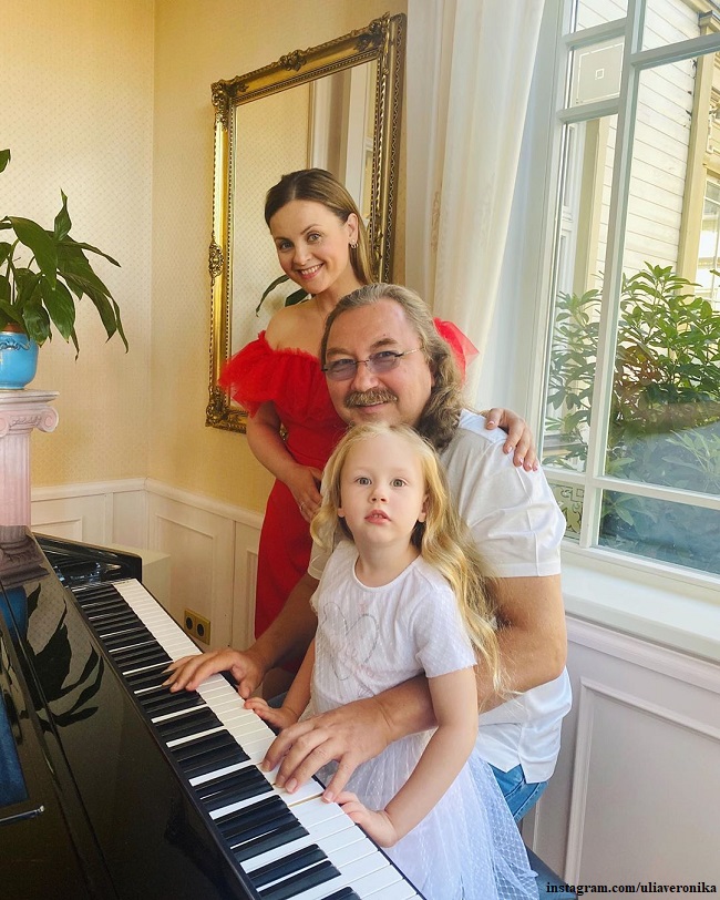 Игорь Николаев показал вокальные способности 4-летней дочери