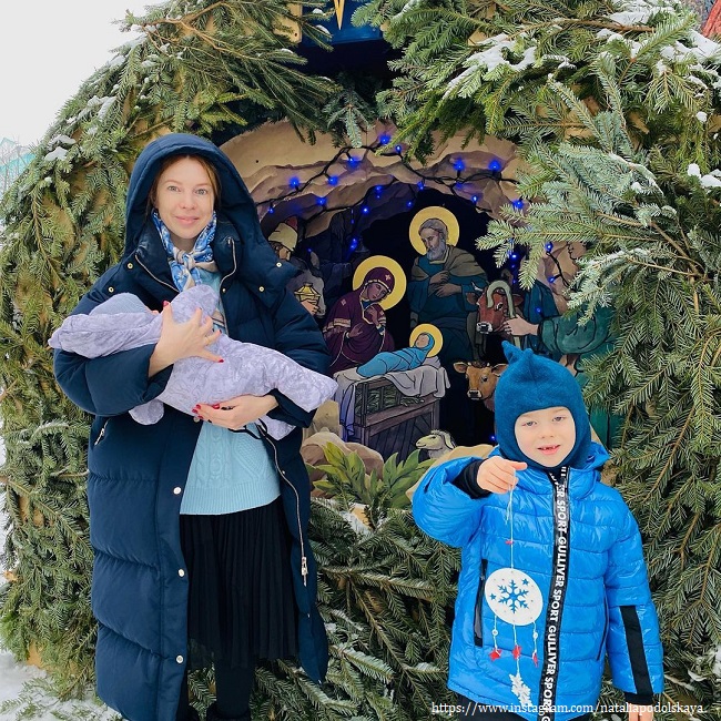 Наталья Подольская  поделилась домашним фото с двумя сыновьями 