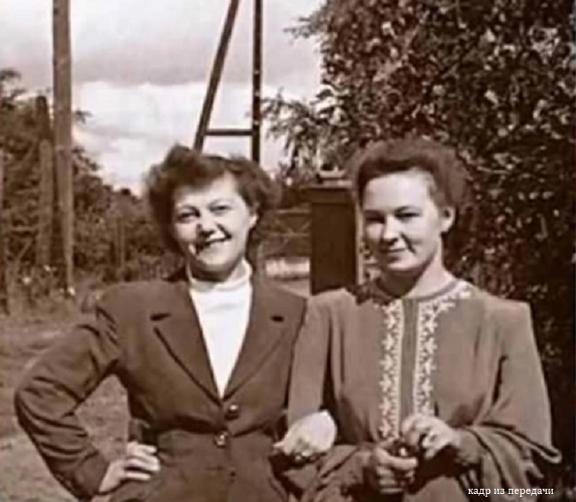 Слева мама Владимира Познера, а справа его девшука