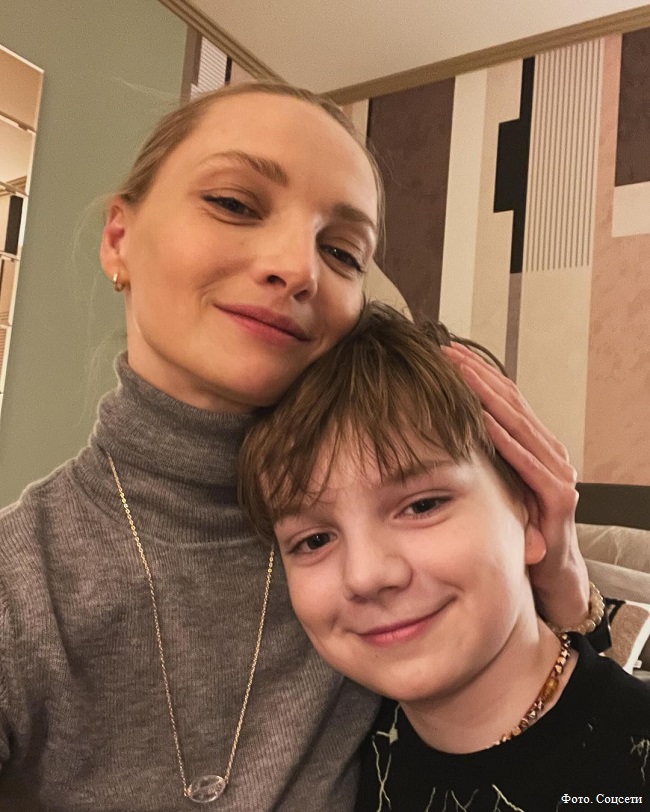 Екатерина Вилкова с сыном Петей
