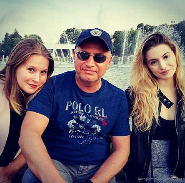Леонид Агутин публично поздравил младшую дочь с ее 22-м днем рождения