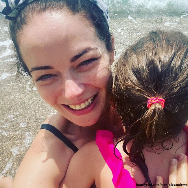 Марина Александрова поделилась фото с подросшей дочкой и рассказала об ее проказах