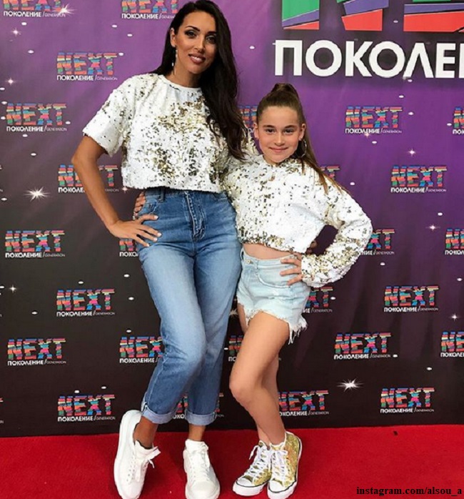 Алсу с дочерью - фото из архива z-aya.ru - ««Instagram» запрещённая организация на территории РФ»