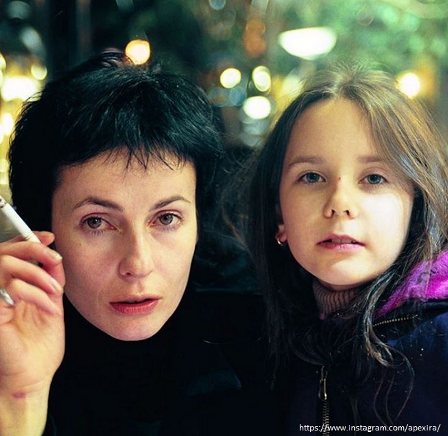 Ирина Апексимова с дочерью 