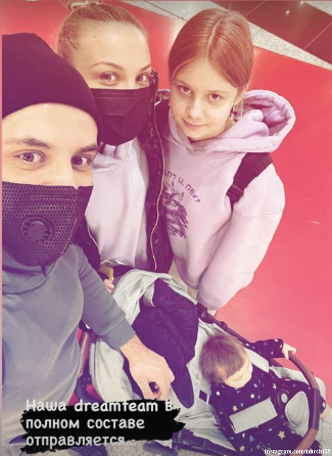 Татьяна Арнтгольц с дочерью Машей и Марк Богатырев с сыном Данилой