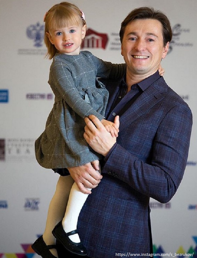 Сергей Безруков с дочерью 