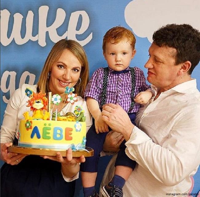 Галина Боб с мужем Сергеем Корягиным и сыном Левой