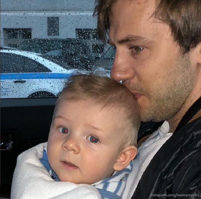 Иван Жидков с семимесячным сыном Степаном