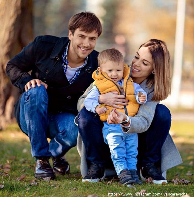 Иван Жидков с Лилией Соловьевой и сыном 