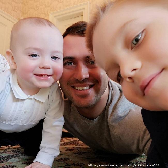 Александр Кержаков с детьми - фото из архива z-aya.ru - ««Instagram» запрещённая организация на территории РФ»