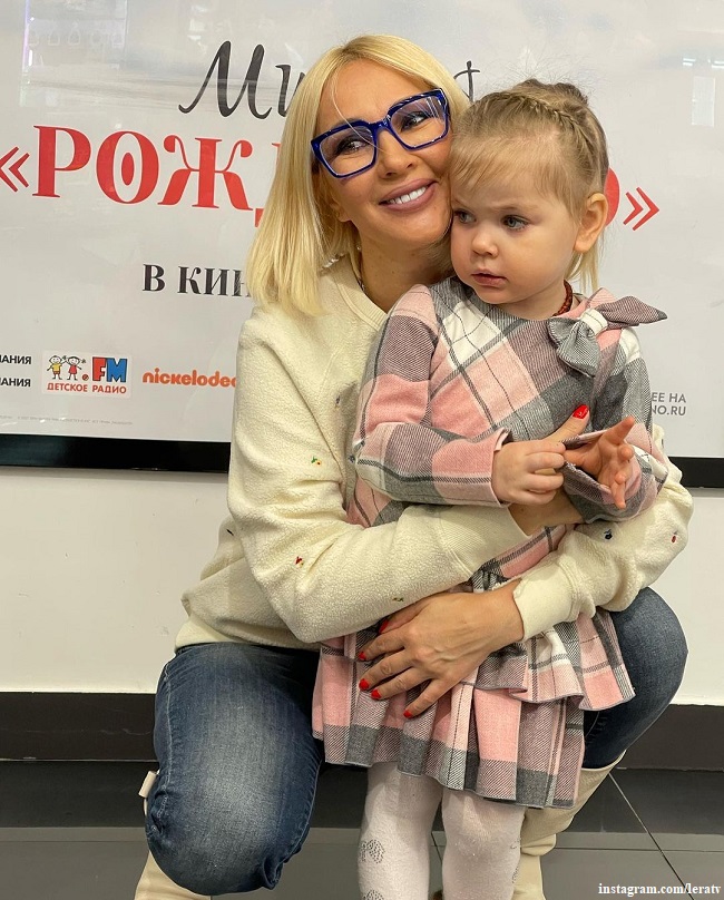 Лера Кудрявцева с дочкой - фото из архива z-aya.ru - ««Instagram» запрещённая организация на территории РФ»