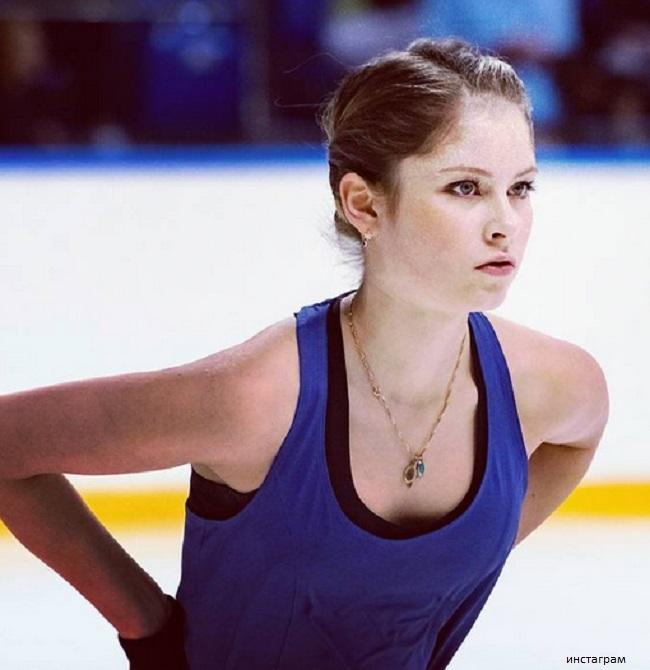 Юлия Липницкая о своем уходе из спорта, болезни, и своем отце 