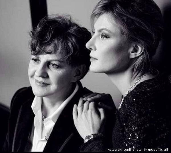 Рената Литвинова сфотографировалась с мамой 