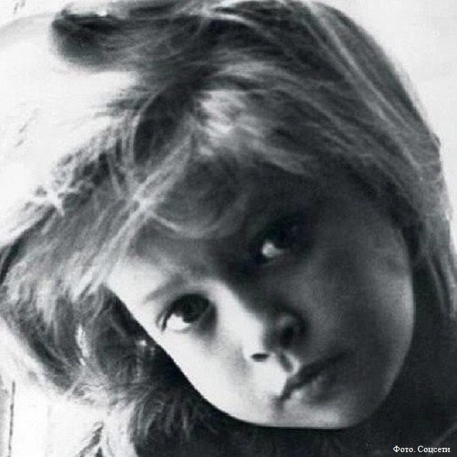 Вера Брежнева в детстве