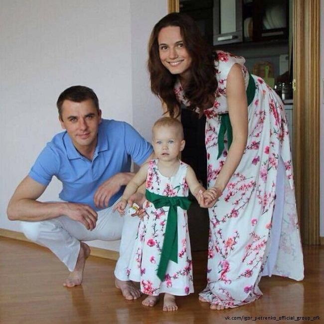 Игорь Петренко и Кристина Бродская с дочерью