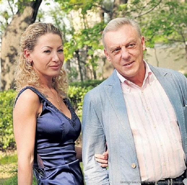 Александр Половцев едва не развелся с женой 