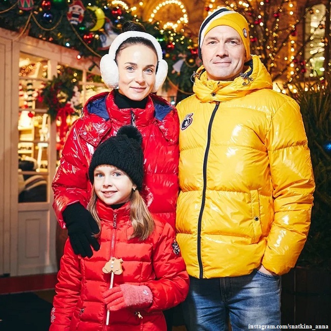 Анна Снаткина и Виктор Васильев с дочерью Вероникой