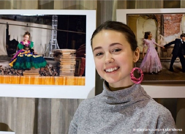 Младшая «папина дочка», Екатерина Старшова совсем не изменилась  с годами