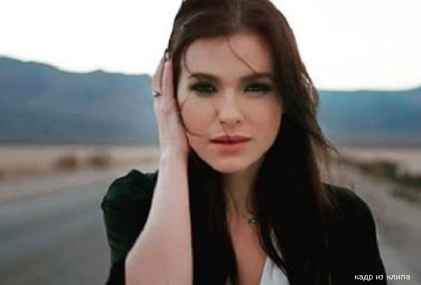 Елена Темникова представила видеоклип на песню «Ревность»