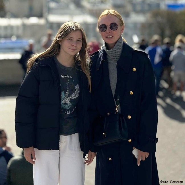 Татьяна Тотьмянина с дочерью Лизой