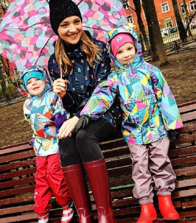 Екатерина Вилкова с детьми Павлой и Петей