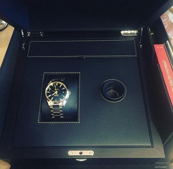 xenia_sobchakПодарок моему супергерою Новые часы Джеймс Бонда :) #omega