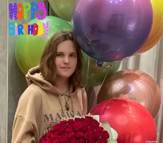 Екатерина Вуличенко поздравила Софию с 16-летием