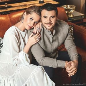 Подробнее: Эмин Агаларов не переживает по поводу своего развода 