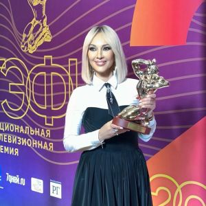 Подробнее: Дочка Леры Кудрявцевой выиграла соревнования по гимнастике 