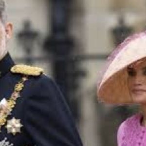 Подробнее: Королеву Испании обвиняют в изменах 