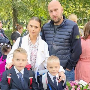 Подробнее:  Бывший муж Ксении Новиковой обижал ее детей     
