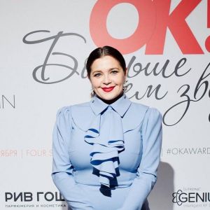 Подробнее: Похудевшая Ирина Пегова поразила осиной талией на премьере «Оливье»