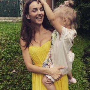 Подробнее: Трехлетняя дочь Юлии Зиминой показала ее естественную красоту